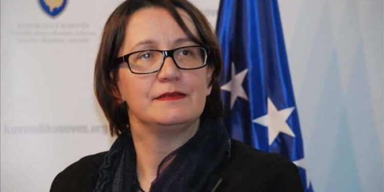 Aida Dërguti që u shpërfillë nga Osmani ia rikujton presidentes kontributin e saj në UÇK
