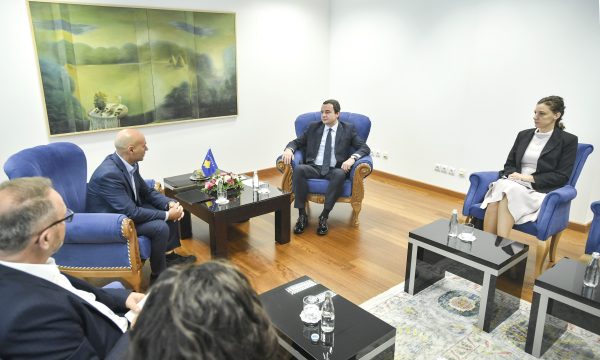 Kriza me rrymën: Kurti pret në takim bordin e KEK-ut, flasin për dimrin e sivjetmë
