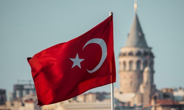 Arrestohen 700 persona brenda ditës në Turqi, kjo është arsyeja