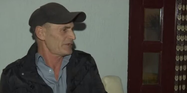Rrëfimi i dhimbshëm i babait të t’riut që u rrah brutalisht në Pejë (VIDEO)