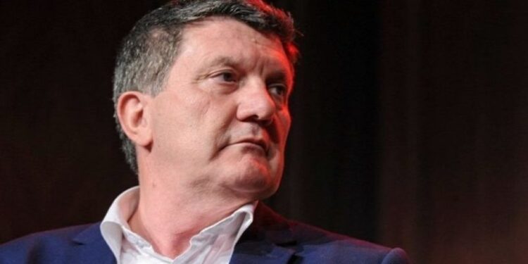 “Kam dashur të dal para trenit”, Milaim Zeka tregon momentin e vështirë kur mendoi vetëvrasjen