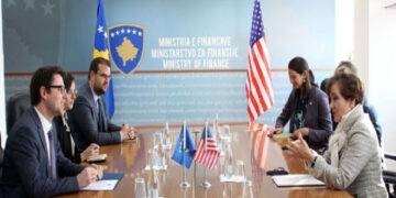 ​Ministri Murati priti në takim kryeshefen ekzekutive të MCC-së, Alice Albright