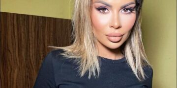 Luana Vjollca në darkë me vipat e njohur shqiptar dhe me yllin e serialeve turke