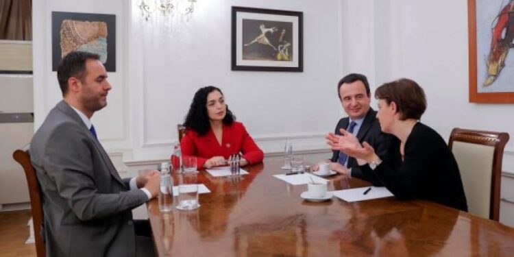Osmani, Kurti, Konjufca e Gërvalla ‘kokë më kokë’ për veriun: Jemi në koordinim të plotë me shtetet aleate