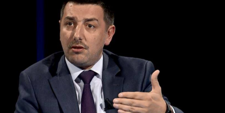 Valon Syla: Gërvalla me laps të bastores po i jep urdhra NATO’s e BE’së
