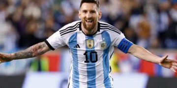 Rooney favorizon Messi dhe Argjentinën e tij si fitues të Botërorit në Katar