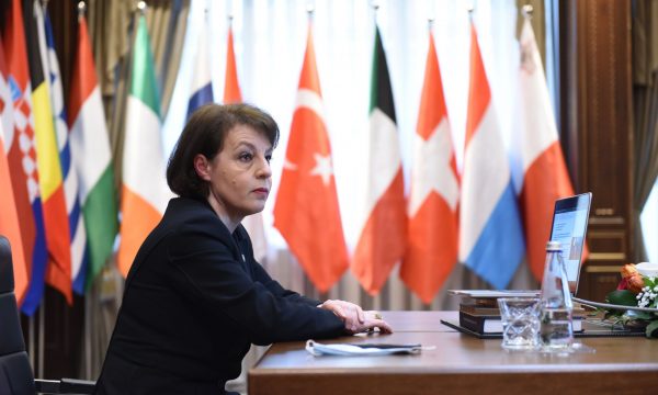 Gërvalla pas sulmeve në Poloni: BE ta ndal Putinin para se ta sjell luftën në të gjithë kontinentin