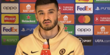 Broja shprehet i lumtur që është pjesë e Chelseat, thotë se ka bërë një hap të madh këtë sezon