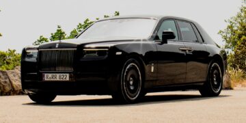 Princi saudit i shpërblen me nga një Rolls Royce lojtarët arabë që mposhtën Argjentinën