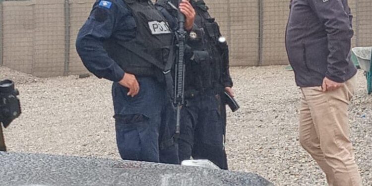 Protestat në veri/ Sveçla lajmërohet nga pika kufitare e Bërnjakut – viziton një statcion policor