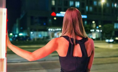 ‘Lulëzon’ prostitucioni në këtë qytet të Kosovës, arrestohen katër persona të dyshuar