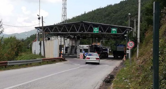 Dogana e Kosovës dërgon staf shtesë në Jarinjë dhe Bërnjak