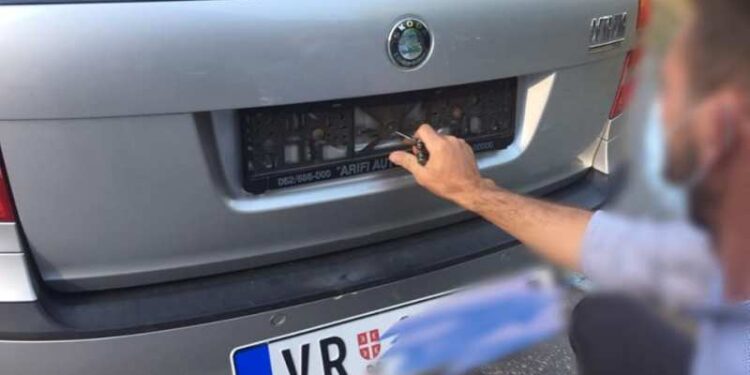 Marrëveshje a gjoba për targat ilegale? Sot skadon afati për qortime