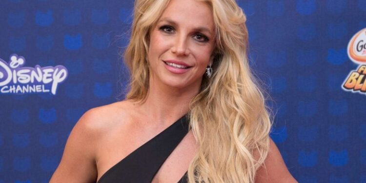Britney Spears zbulon se ka dëmtime të pashërueshme nervore: Duart e mia janë të mpira plotësisht