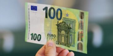 Qeveria ndan nga 100 euro për disa kategori, shpejt dalin në xhirollogari