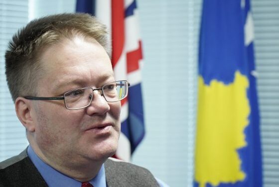 Abbott pas arritjes së marrëveshje: Është radha që serbët të kthehen në institucione