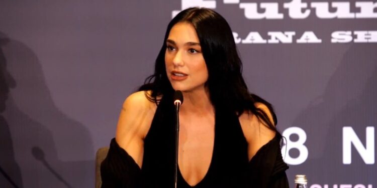 Dua Lipa në Tiranë: Duhet të ndryshojmë stigmën që kanë të huajt ndaj shqiptarëve!