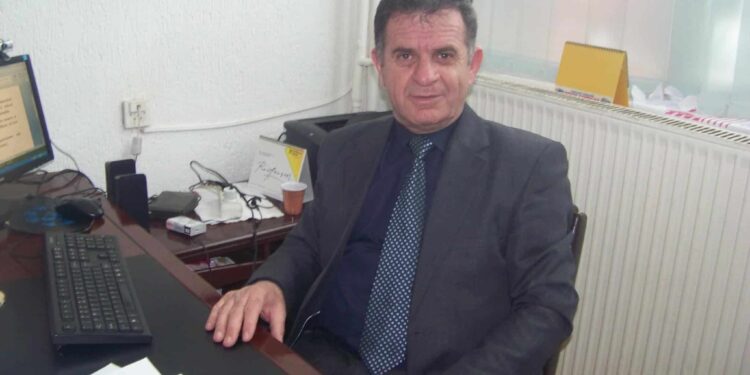 Rrëfimi i sekretarit të shkollës në Ferizaj që u denoncua për ngacmim seksual: Asgjë s’kom bo me to, deshi ta marrë diplomën me para