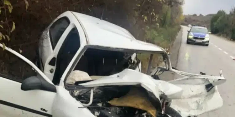 Aksident trafiku në Klinë, humb jetën një kadet i Policisë