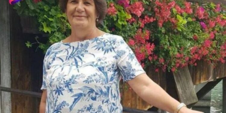 Varroset arsimtarja e vrarë nga burri i saj
