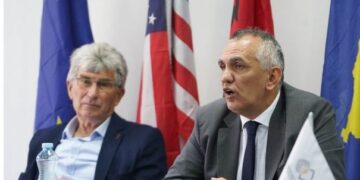 Krasniqi: Shtesat të ndahen edhe për punonjësit e sektorit privat