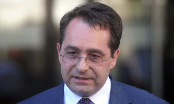 Peci për situatën në veri: I kemi dhënë vetes një autogol