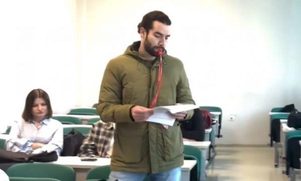 Anëtari i ORCA-s, Dibran Hoxhës i ndalohet hyrja në Fakultetin Filozofik