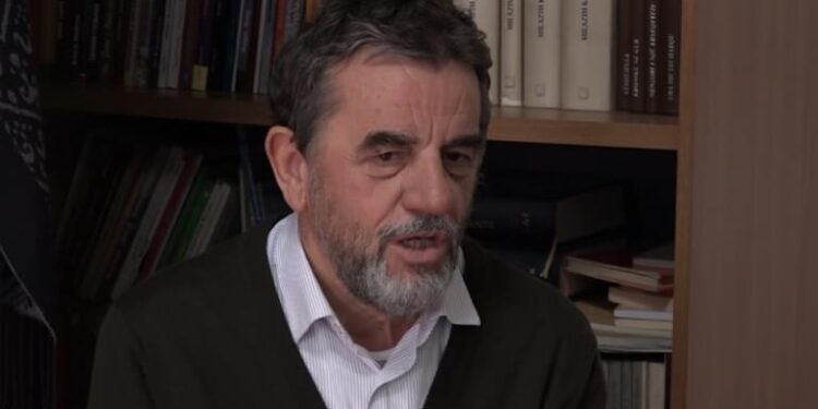 Krasniqi: Kosova ka humbur mirëbesimin e ShBA-së duke u marrur me targat