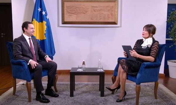Kurti i informon malazezët për dialogun: Njohja reciproke Kosovë- Serbi në pranverë