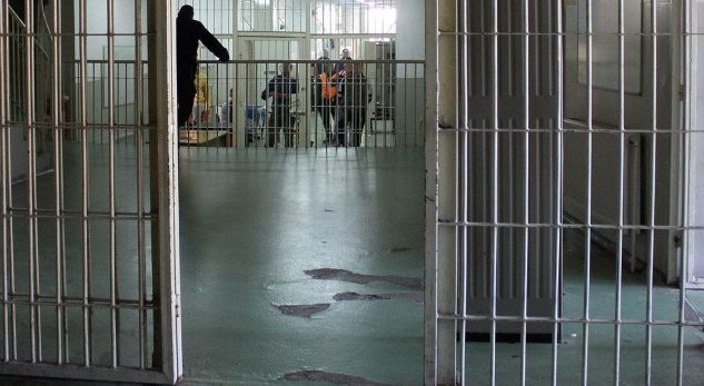 Vdes një 48-vjeçar në Burgun e Dubravës