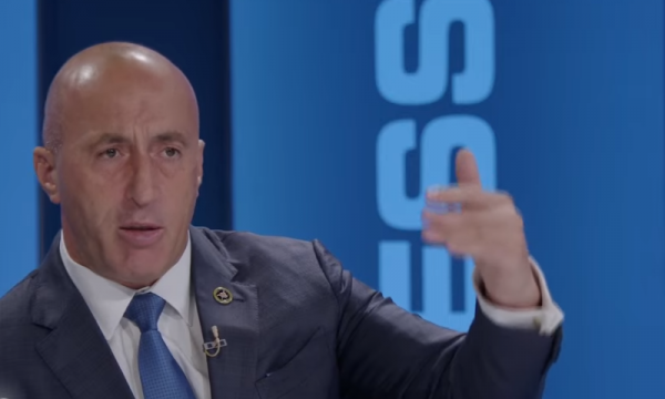 “Sipas planit franko-gjerman, Kosova e Serbia dy shtete që s’bëjnë dashni shumë”