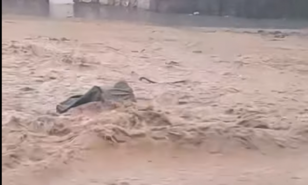 Përmbytje edhe në rajonin e Pejës, dalin pamjet