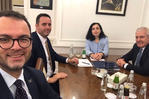 Presidenca mbledh Konjufcën e Sveçlën: Mos bini pre e propagandës serbe