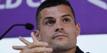 “Duhet të kujdesemi për veten”: Këto janë fjalët e Xhakës për ndeshjen ndaj Serbisë