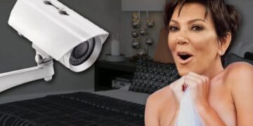 Nëna e Kim Kardashian është 67 vjeçe: Në krevat jam “e pangopur” dhe e fiksuar