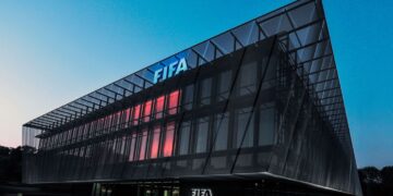 FIFA kërkon nga shtetet që t’i lënë moralizimet