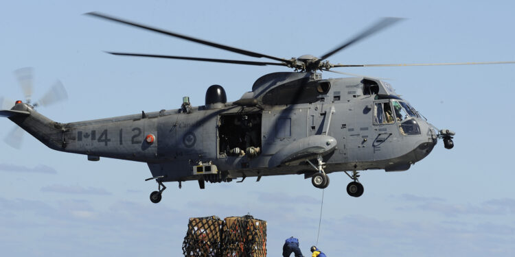 Britania do të dërgojë helikopterë në Ukrainë për herë të parë