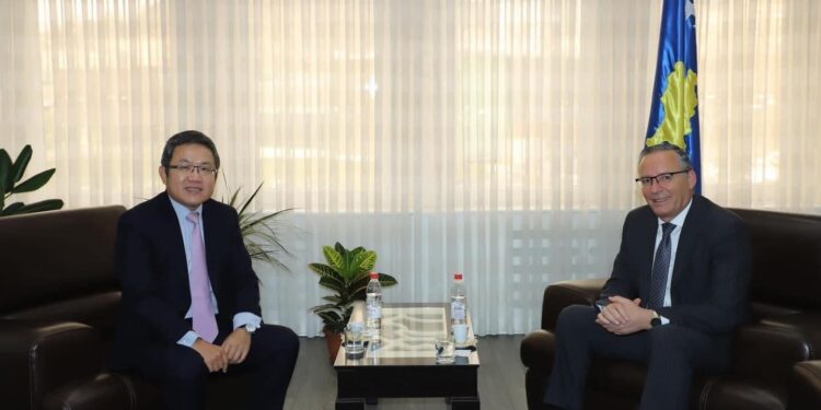 Hamza priti në takim ambasadorin e Tajvanit, studentëve mitrovicas do u mundësohen bursa për Tajvan