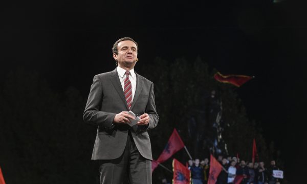 Boiken Abazi del me ide për tubim madhor në Prishtinë për ta zmbrapsur presionin ndaj Kurtit