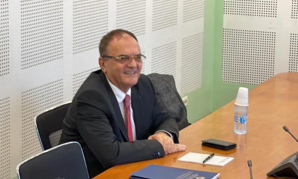 Ambasadori Berishaj: Isha këshilltar i kompanisë energjetike “GEN”, s’i kam marrë 600 mijë euro nga ta
