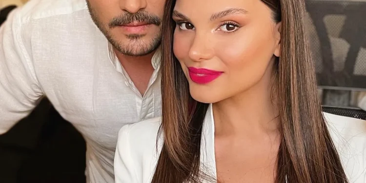 “Të marrësh një shqiptare është si të këpusësh një trëndafil nga parajsa”, aktori turk i bën dedikimin romantik Almeda Abazit