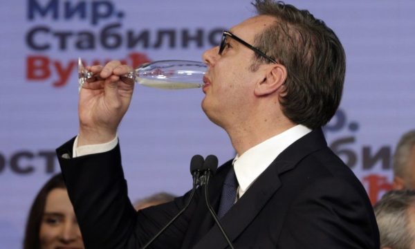Paralajmërimi i deputetit serb: Serbinë e pret “ferri”, pasojat janë të pamatshme