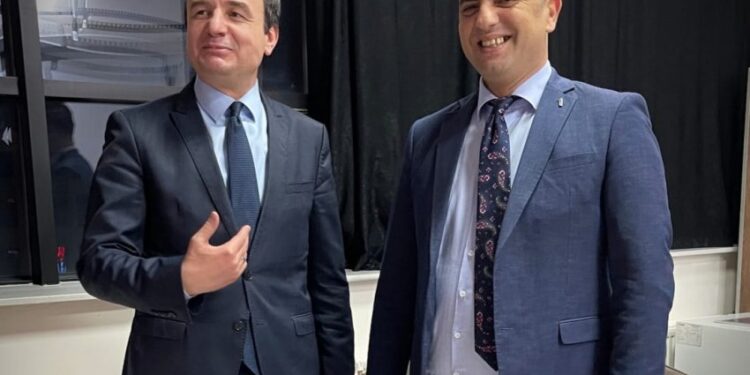 Xhevdet Pozhari paralajmëron Albin Kurtin: Nga java e ardhshme e tutje këmba e tij është afër të shkel “minën”!