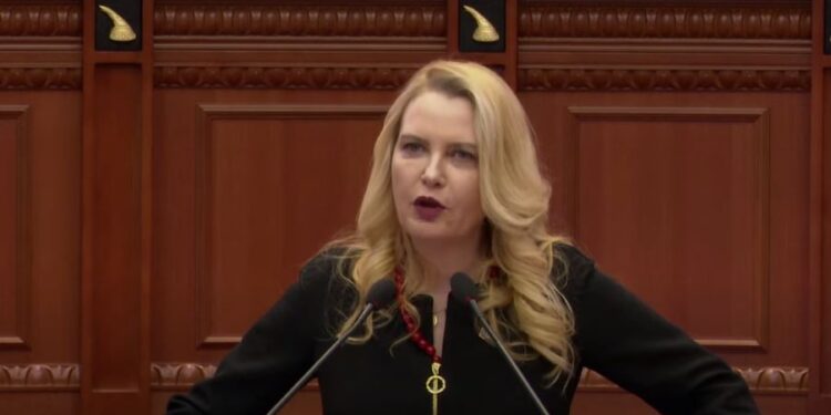 Doda në mbledhjen e dy kuvendeve: Mungojnë Thaçi, Veseli, Krasniqi e të tjerë