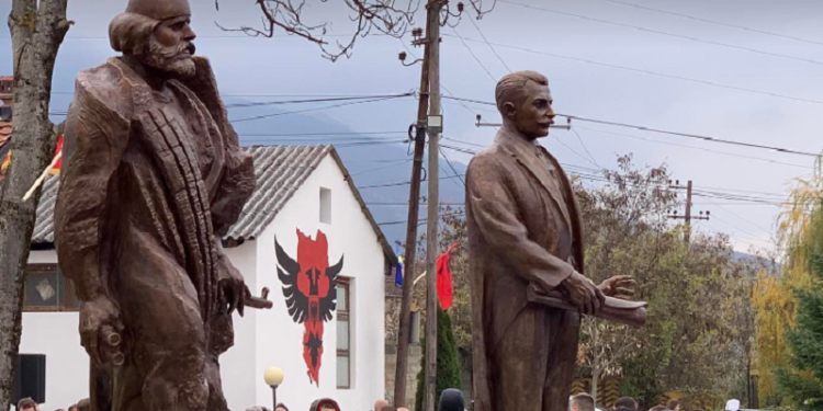 Zbulohen shtatoret e Hasan Prishtinës dhe Adem Jasharit në Mushtisht të Suharekës