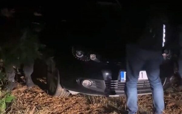 Disa të maskuar shtënë me armë në veri, bërtasin “U kthyem, Kosova është Serbi!”