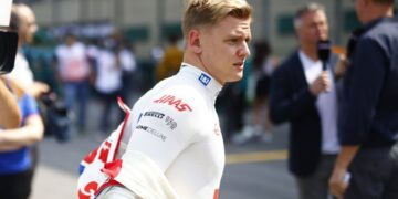 Djali i Michael Schumacher përjashtohet nga Formula 1