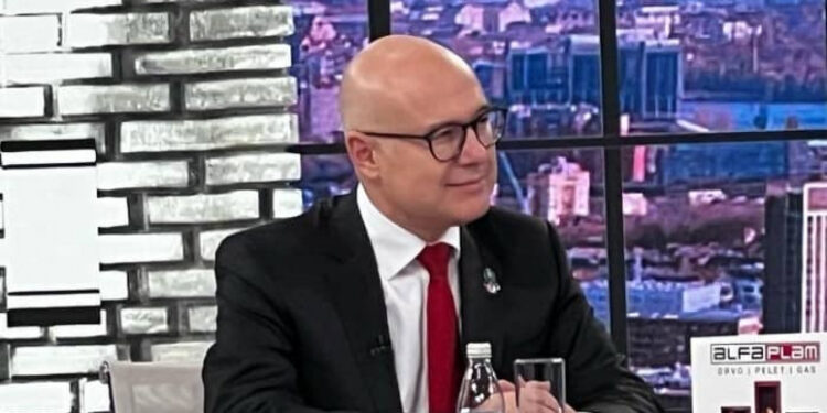 Ministri serb i mbrojtjes: Kur të respektohet Marrëveshja e Brukselit, serbët do të kthehen në institucione