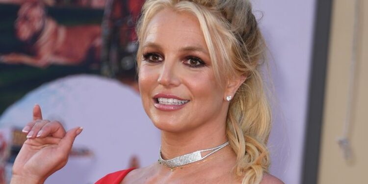 Britney Spears zbulon problemin e saj shëndetësor