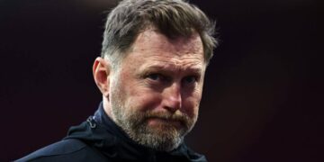 Shkarkohet trajneri i Premierligës, i njohur si “Kloppi austriak”